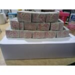 100%纯正泰国金箔3cm x3cm 贴金（1包10片庄）金箔 佛像，招财、人缘、去霉运、提升磁场、好运 可食用级别 1包10片庄 Thailand 100％Thai gold leaf 10pcs per pack - Image 7